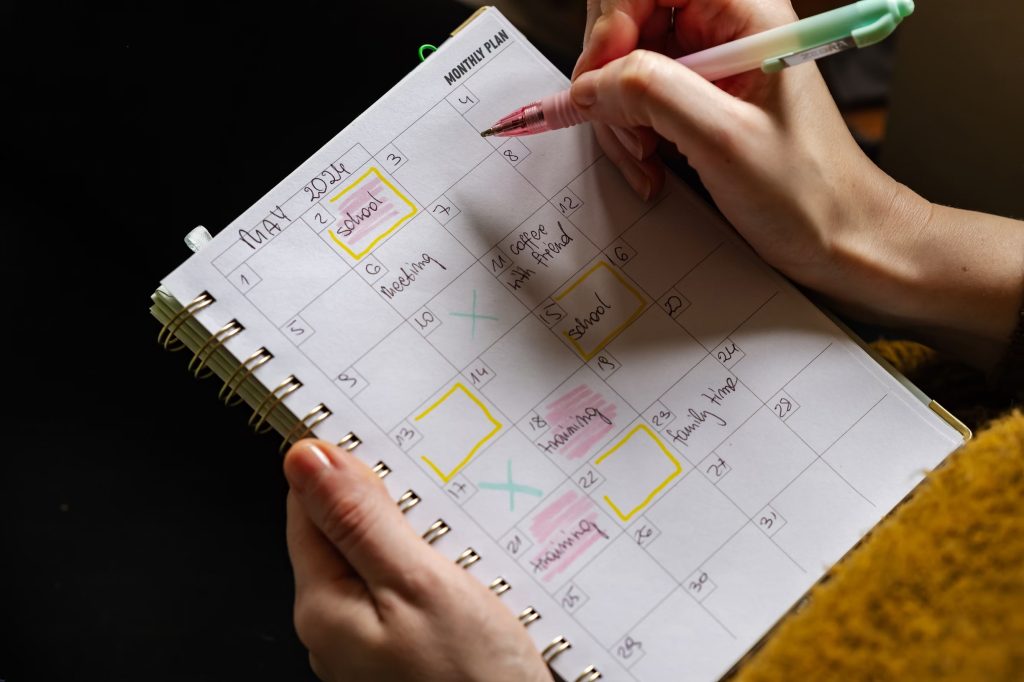 Tracking focus sessions for momentum and building mental discipline.